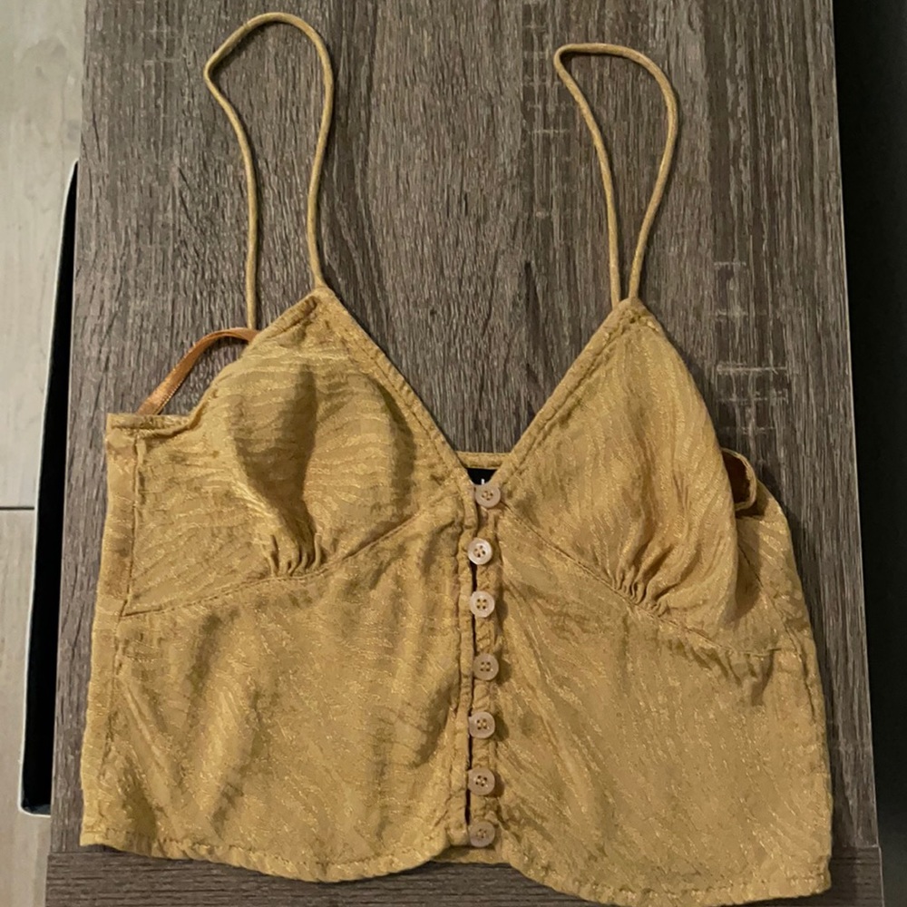 Yellow Motel Rocks Top - Picture 2 of 4